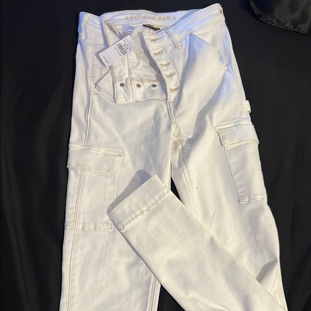 American Eagle White Cargo Pants
